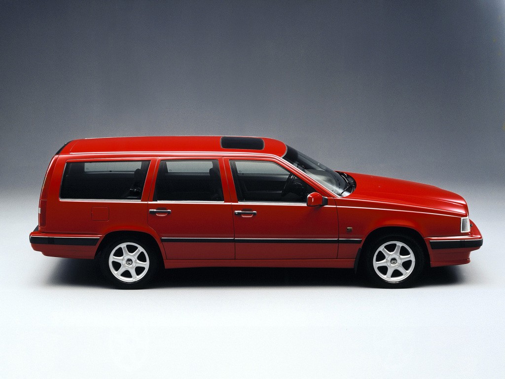 Volvo 850 Estate photo 3