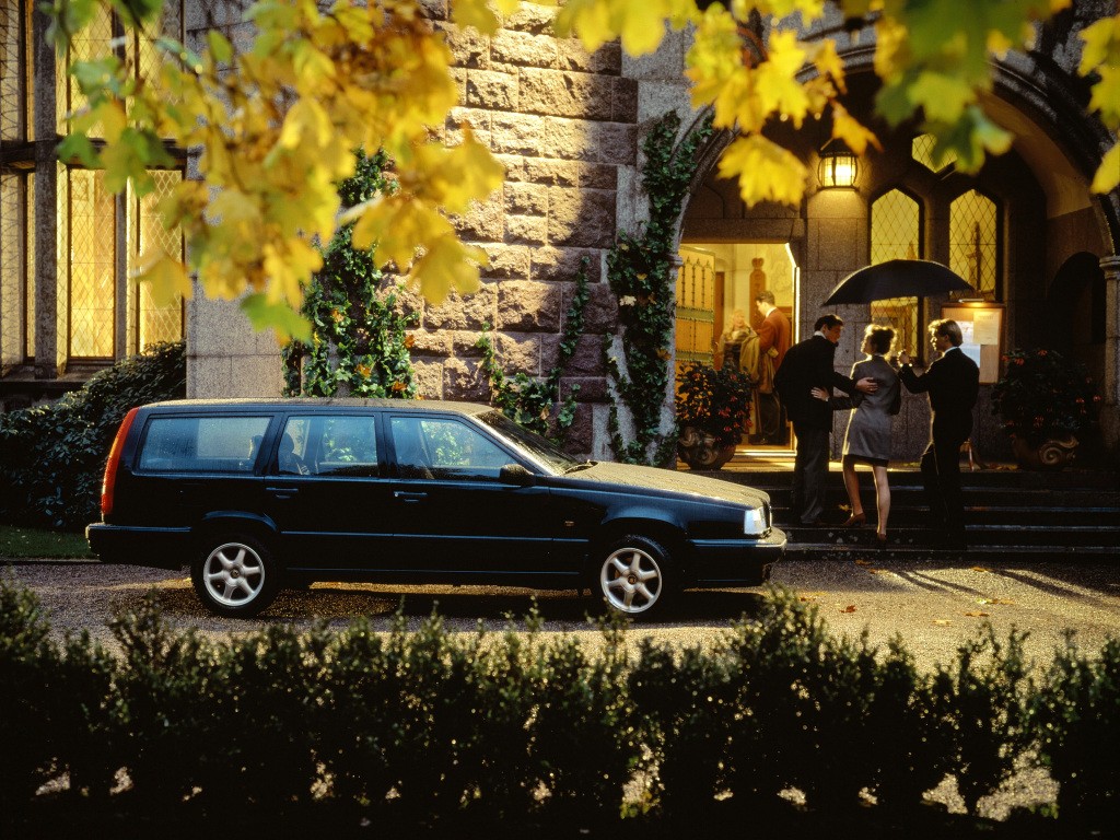 Volvo 850 Estate photo 4