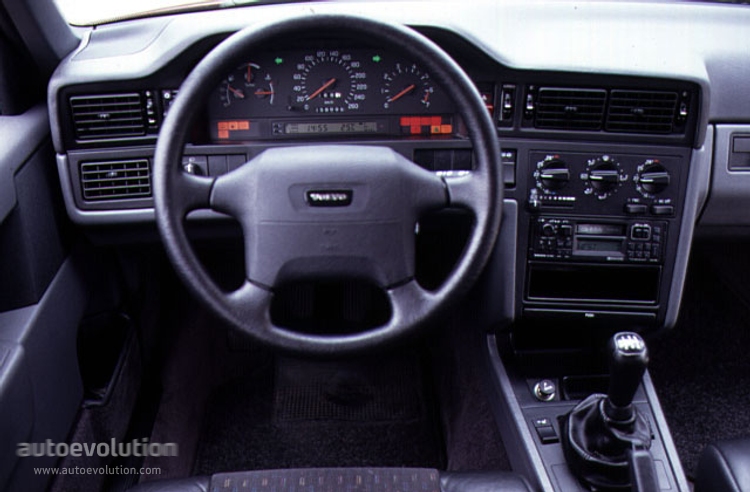 Volvo 850 photo 20