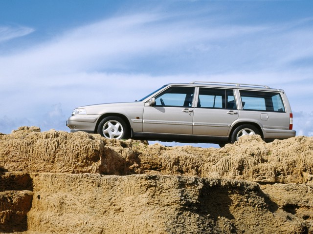 Volvo 960 Estate foto 8