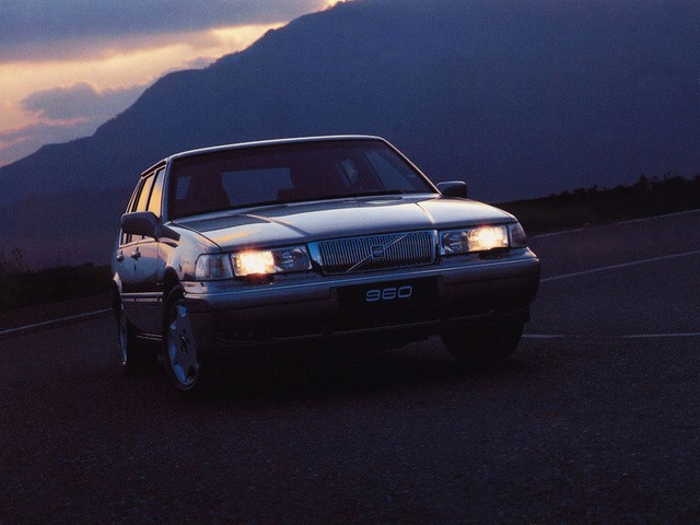 Volvo 960 photo 3