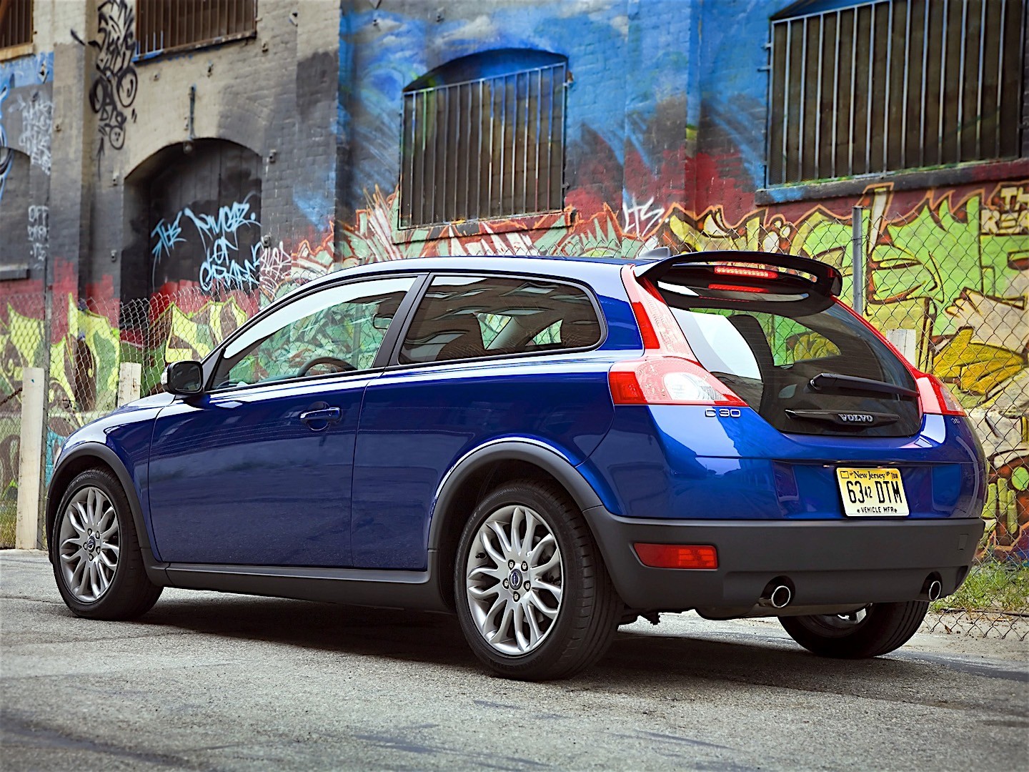 Volvo C30 photo 38