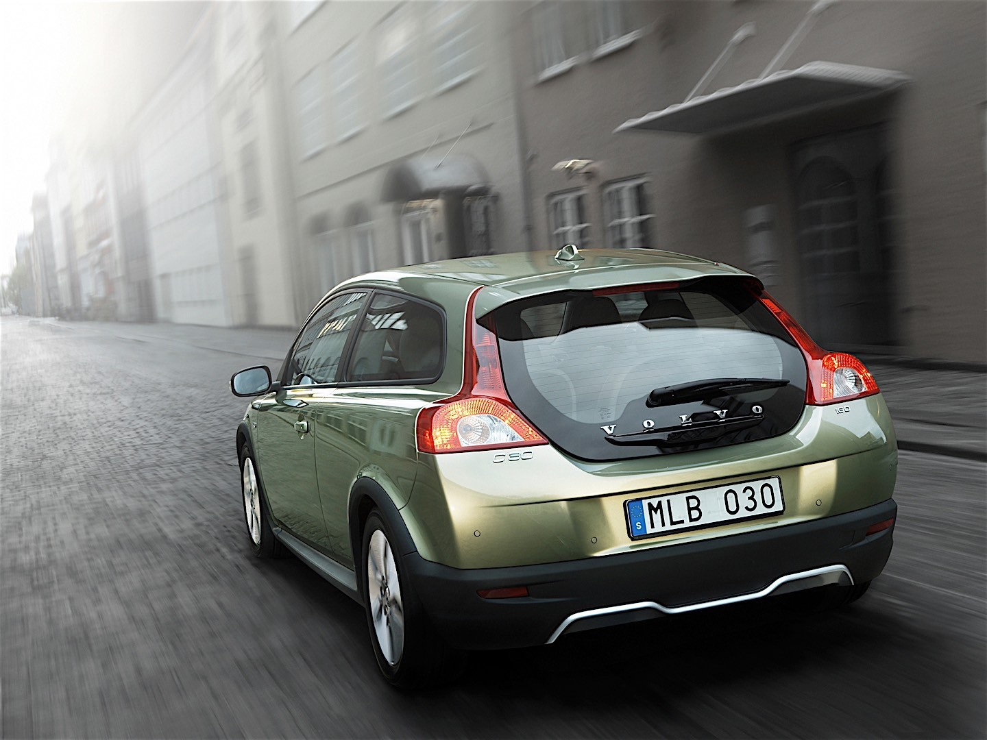 Volvo C30 photo 46