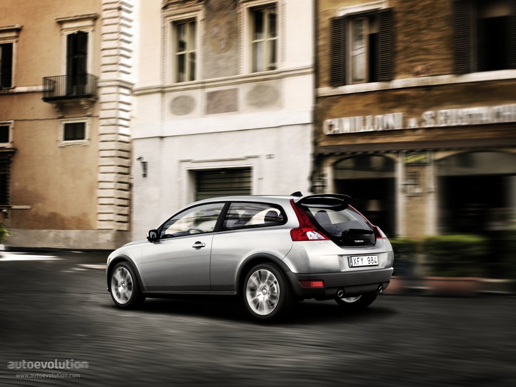 Volvo C30 photo 2