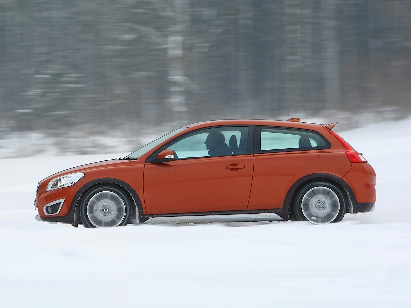 Volvo C30 photo 37