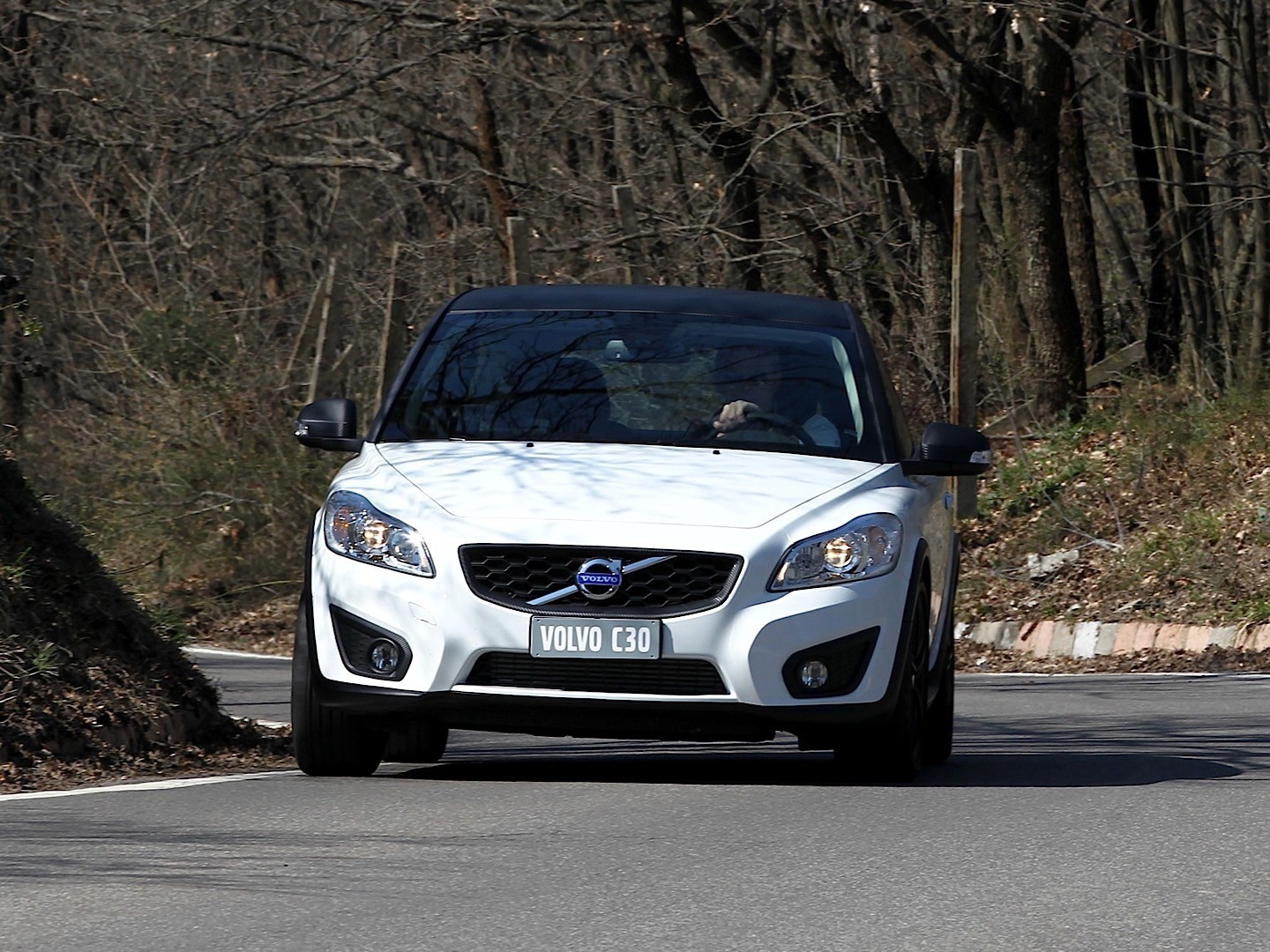 Volvo C30 photo 40