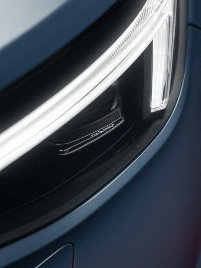 Volvo C40 photo 6