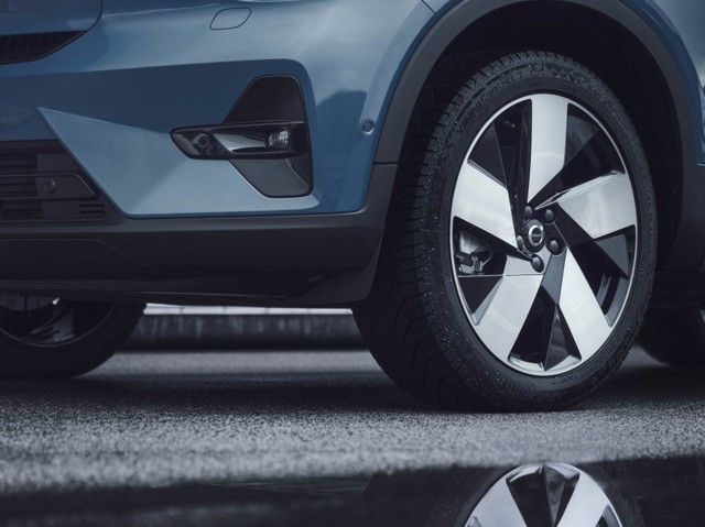 Volvo C40 photo 23