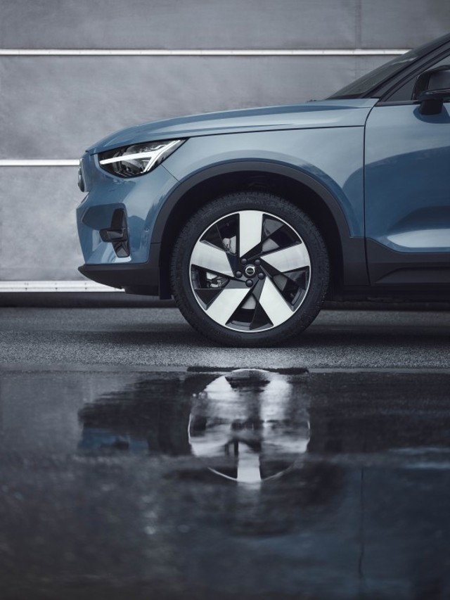 Volvo C40 photo 31