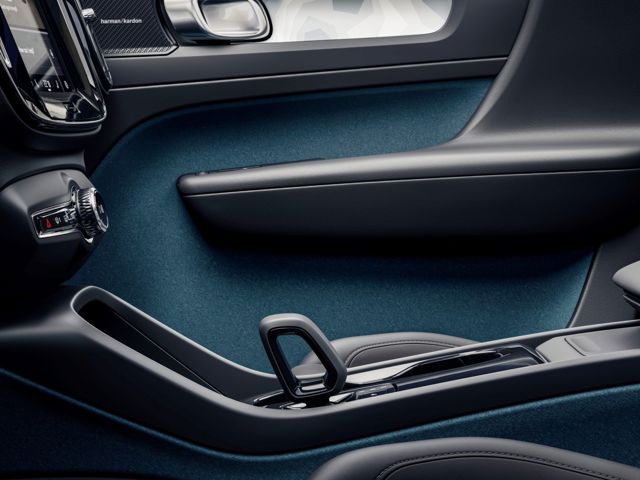 Volvo C40 photo 107
