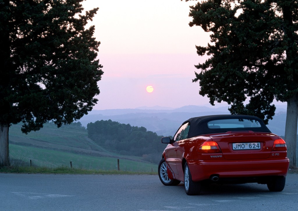 Volvo C70 Convertible photo 10