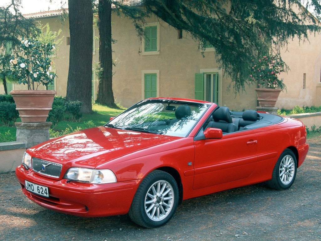 Volvo C70 Convertible photo 23