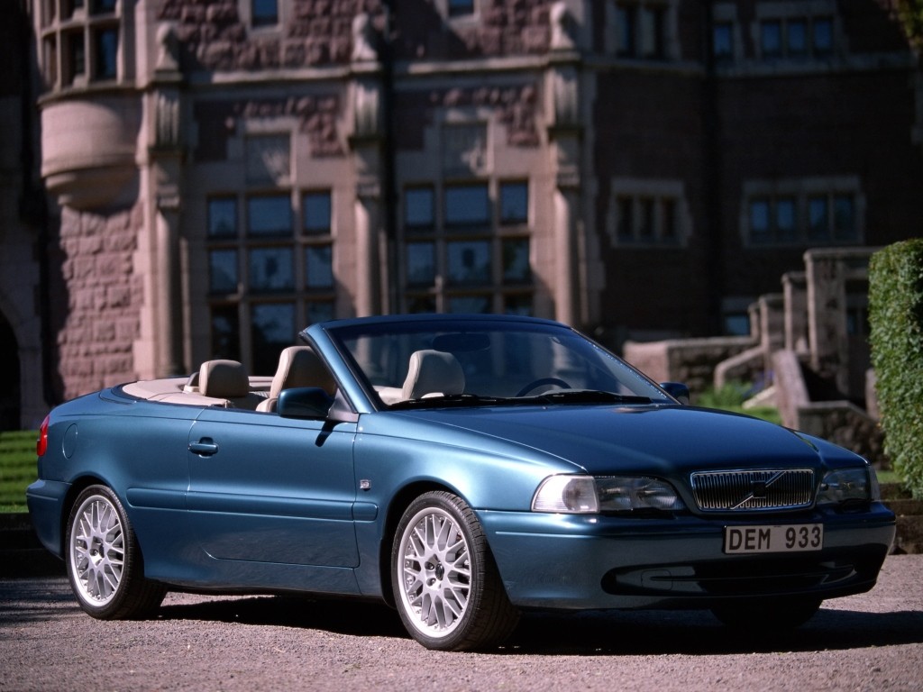 Volvo C70 Convertible photo 30