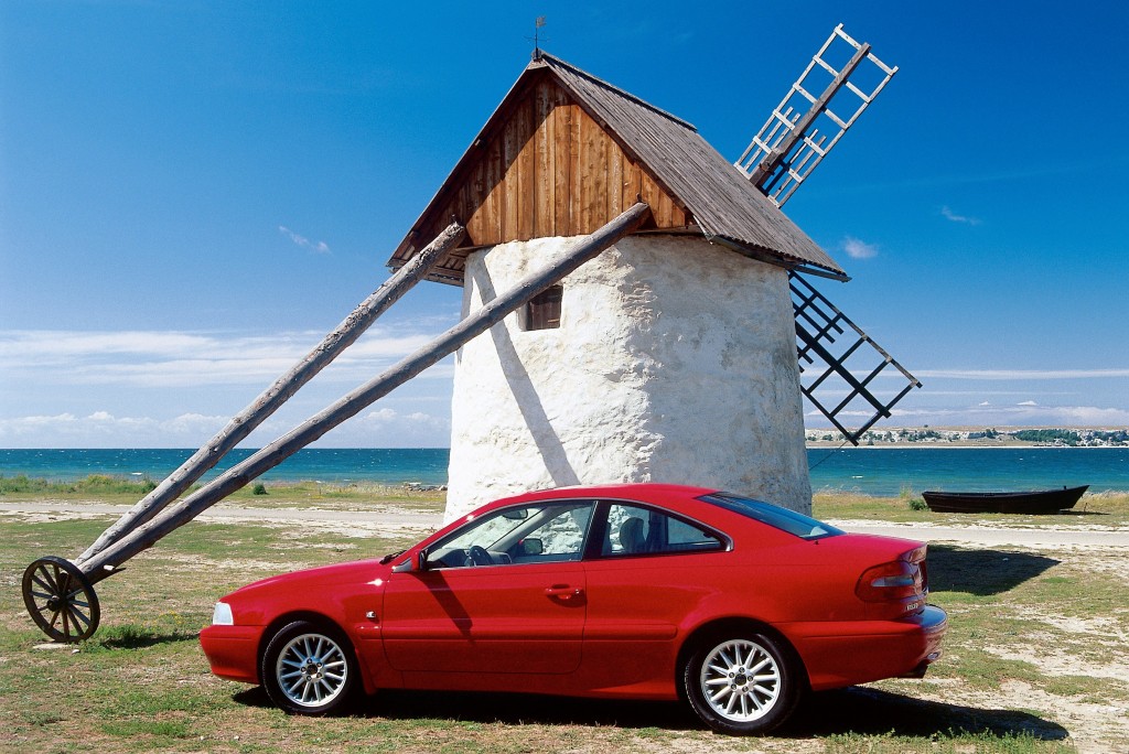 Volvo C70 Coupe photo 17