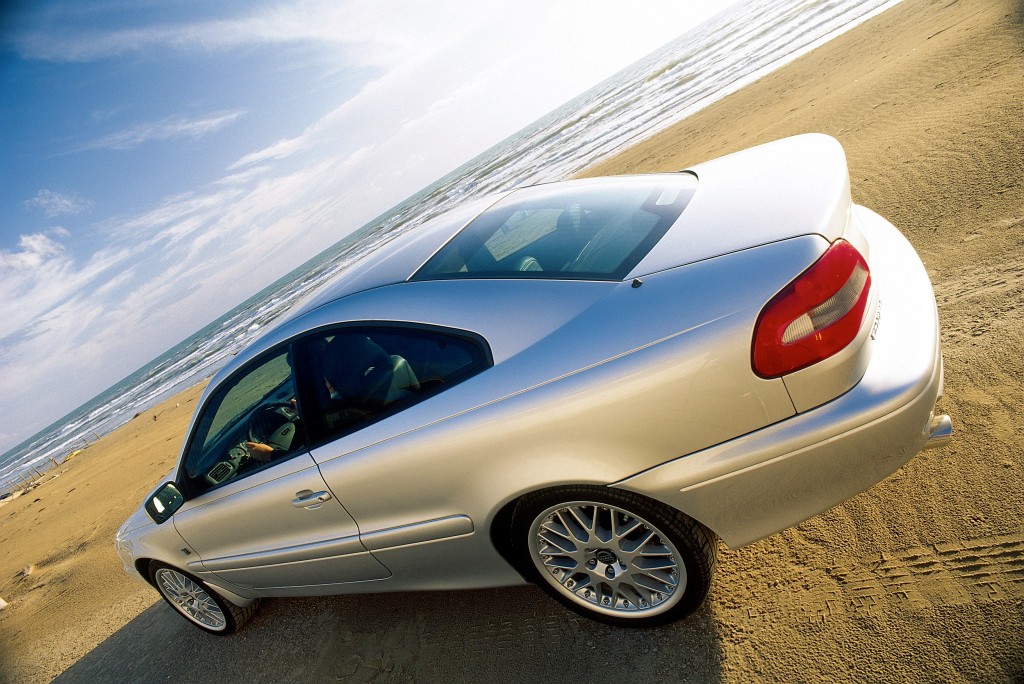 Volvo C70 Coupe photo 19