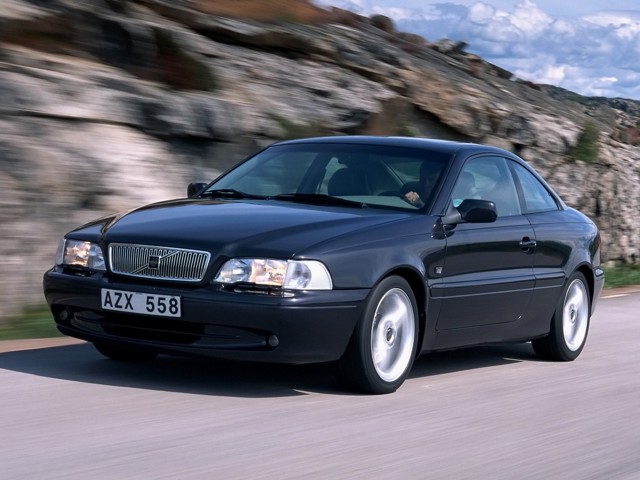 Volvo C70 Coupe photo 22