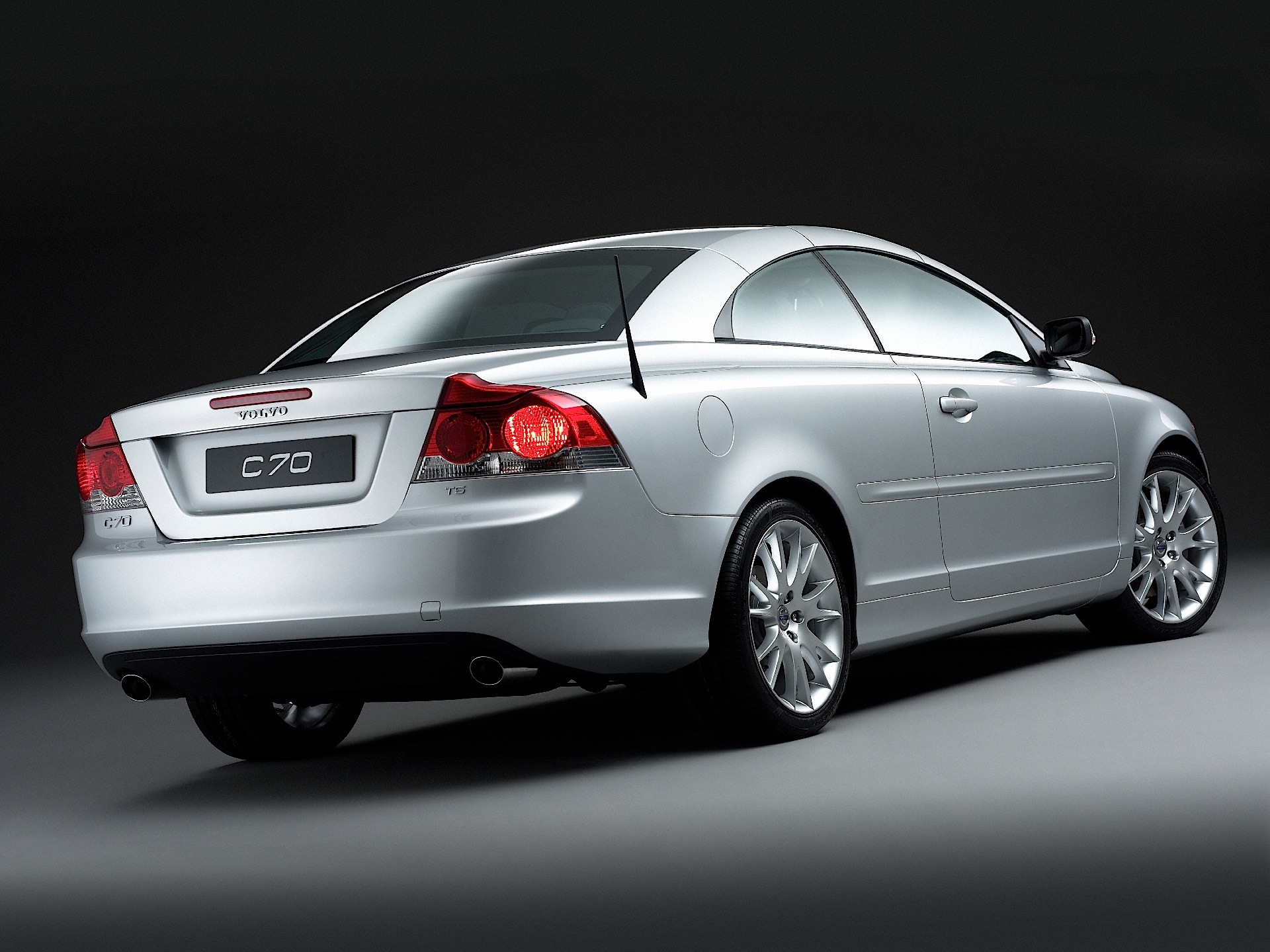 Volvo C70 photo 16