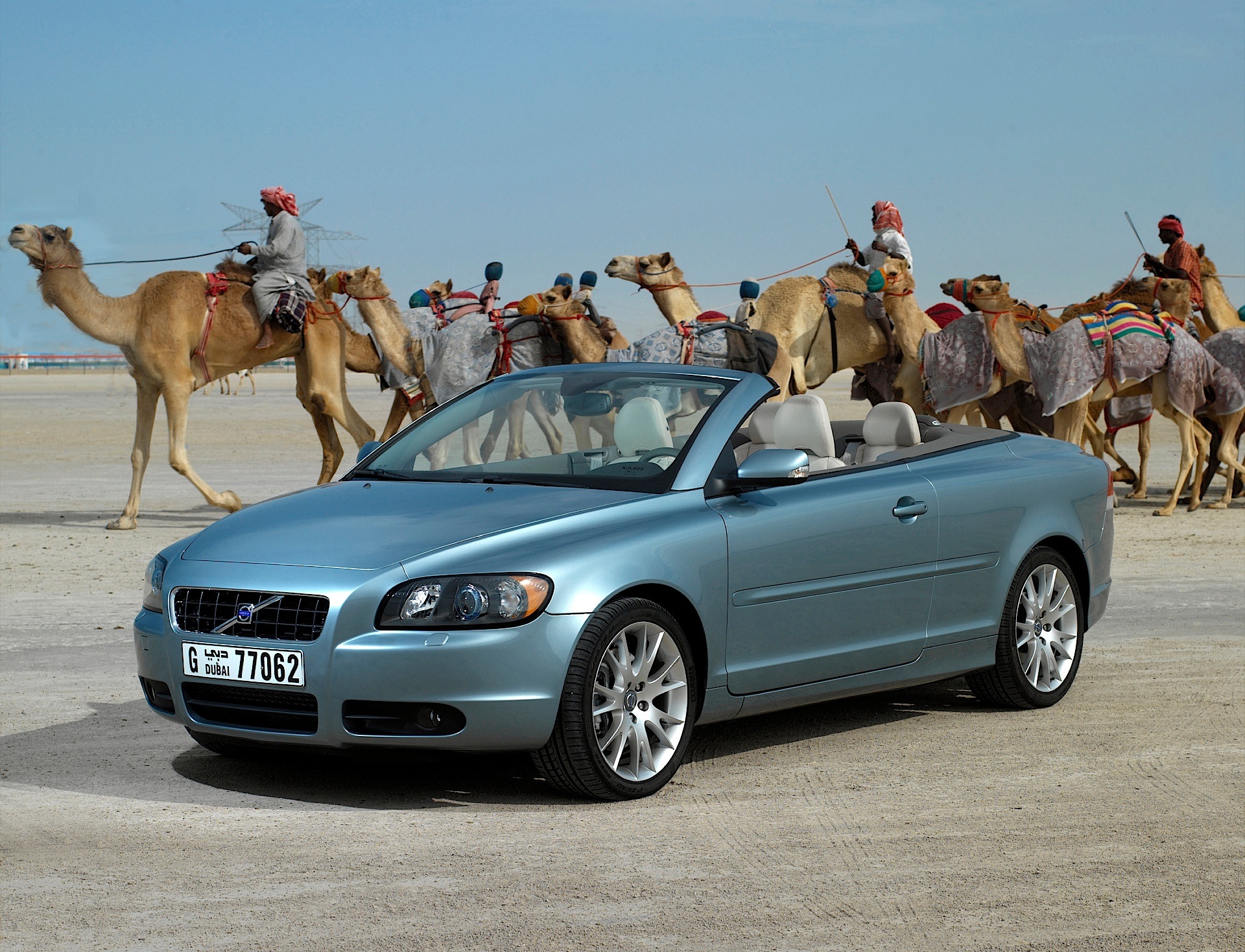Volvo C70 photo 36