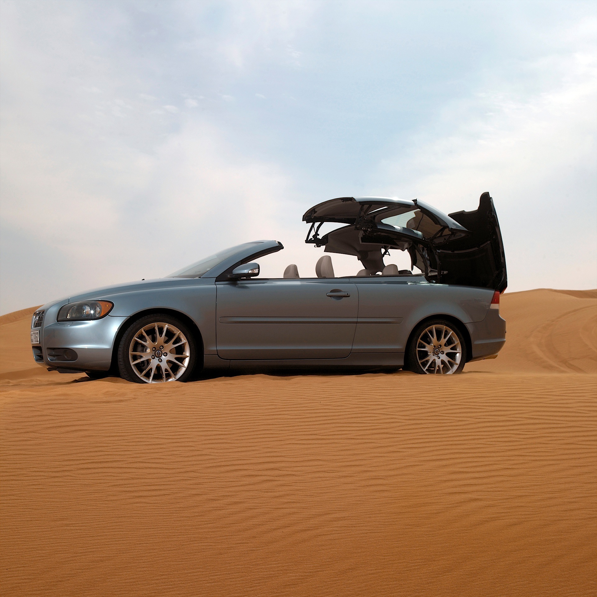 Volvo C70 photo 40