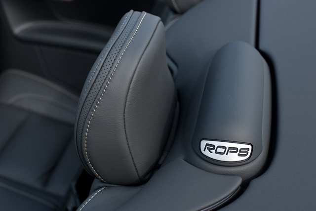 Volvo C70 photo 75