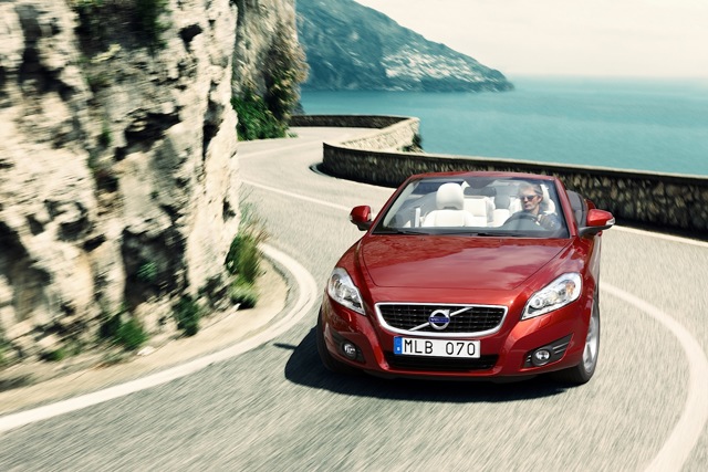 Volvo C70 photo 48