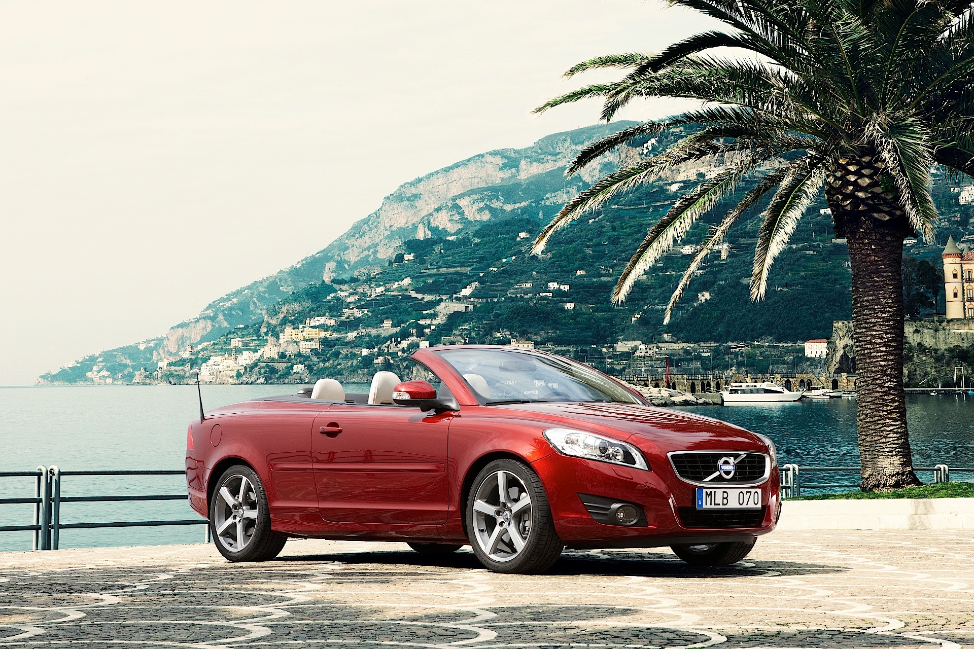 Volvo C70 photo 55