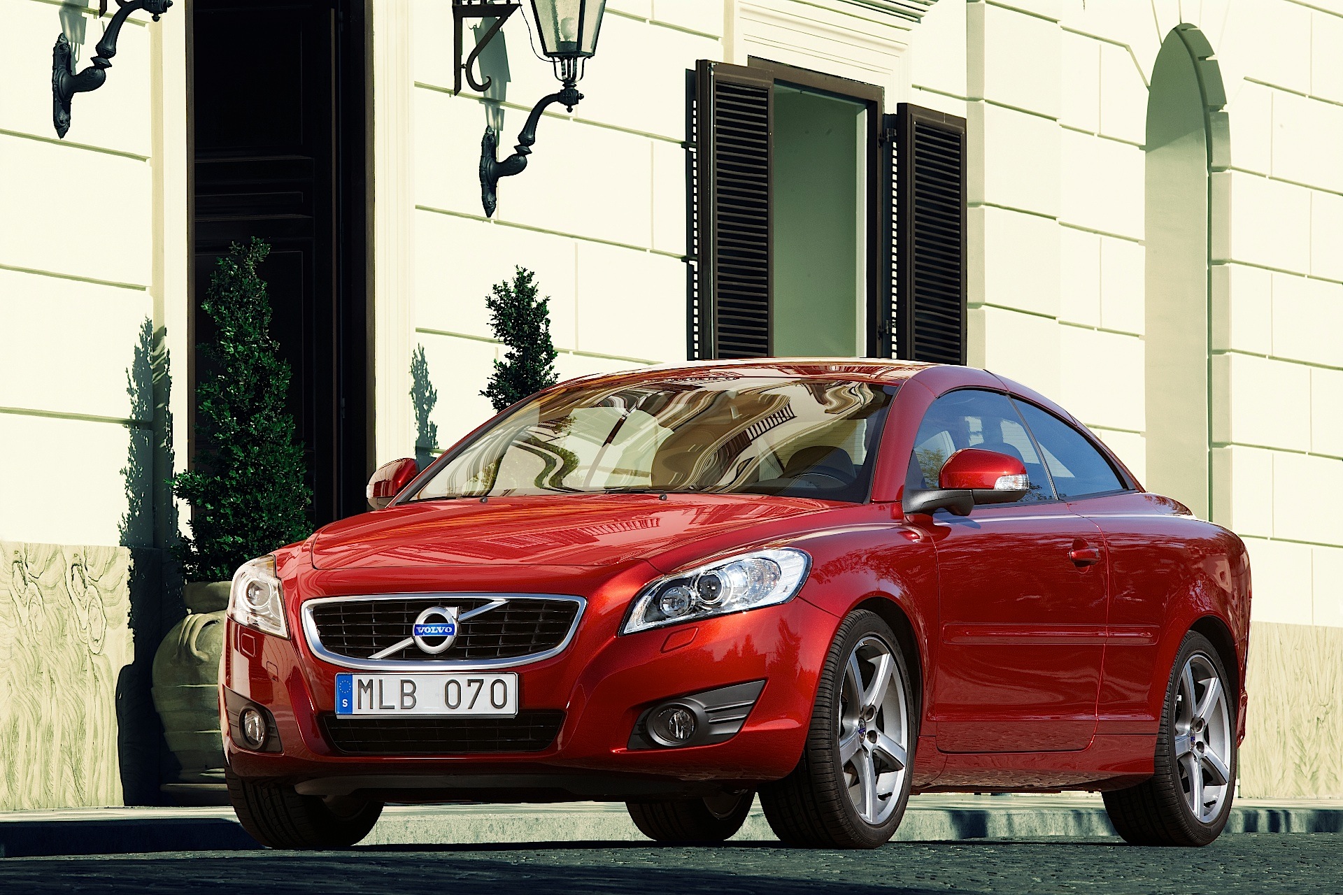 Volvo C70 photo 57