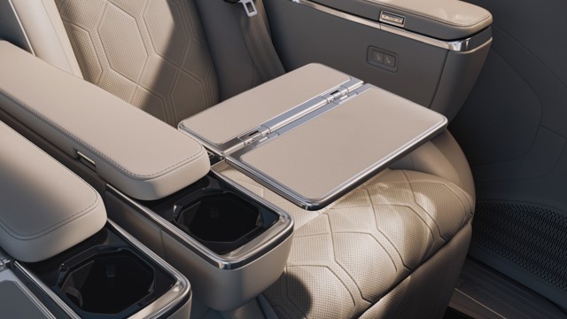 Volvo Em90 photo 26