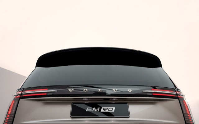 Volvo Em90 photo 11