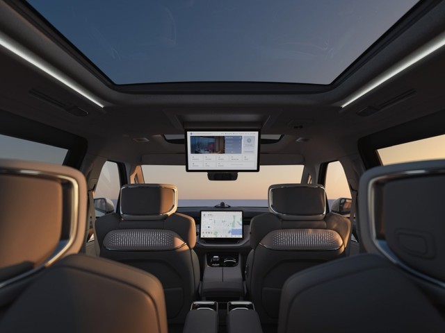 Volvo Em90 photo 29