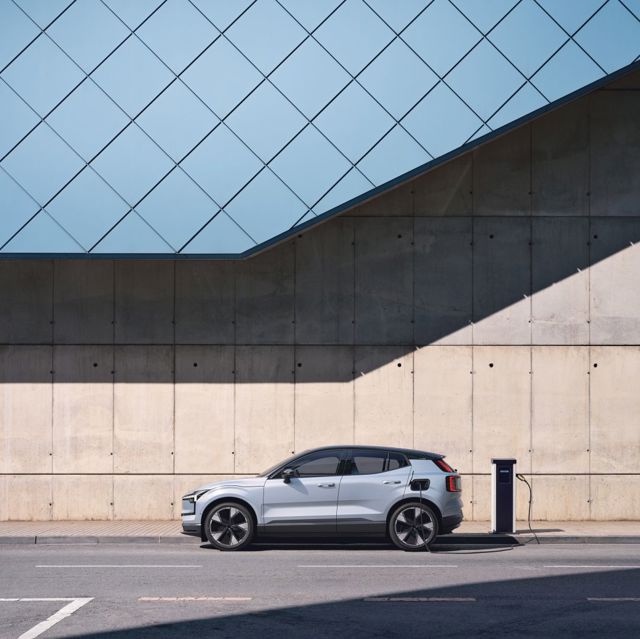 Volvo Ex30 photo 8