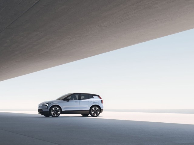 Volvo Ex30 photo 18