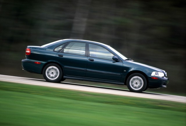 Volvo S40 photo 10