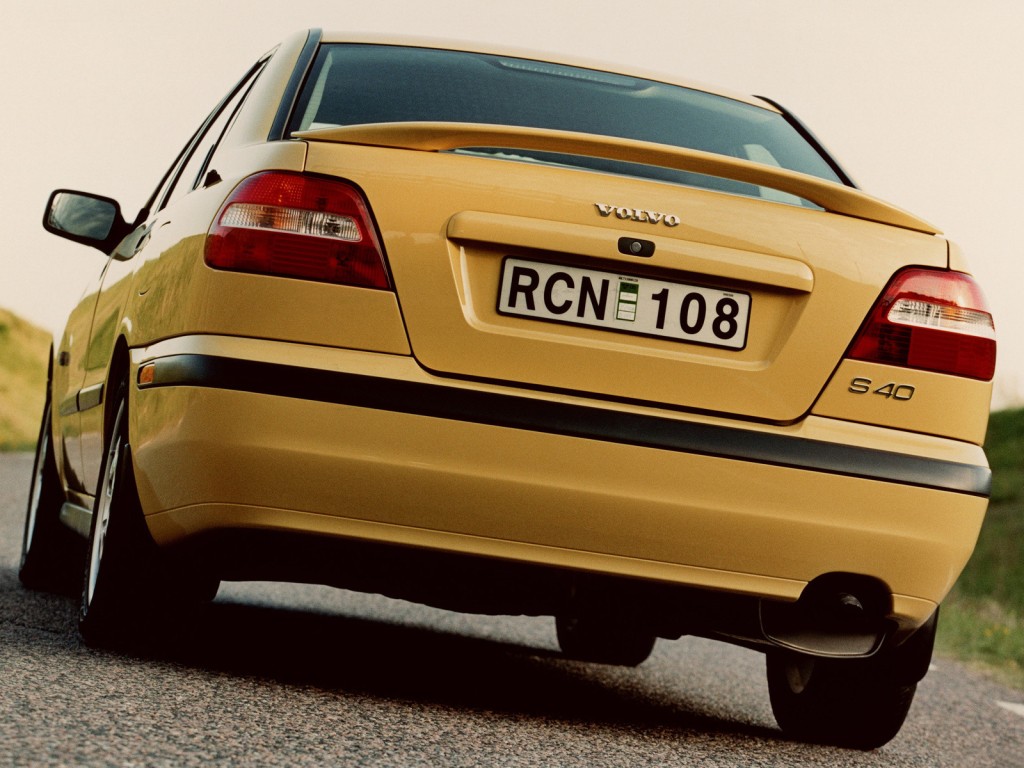 Volvo S40 photo 5
