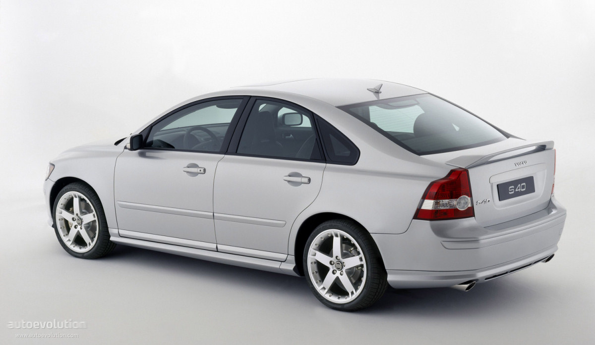 Volvo S40 photo 4