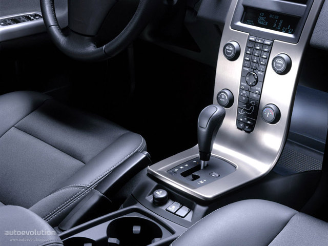 Volvo S40 photo 6