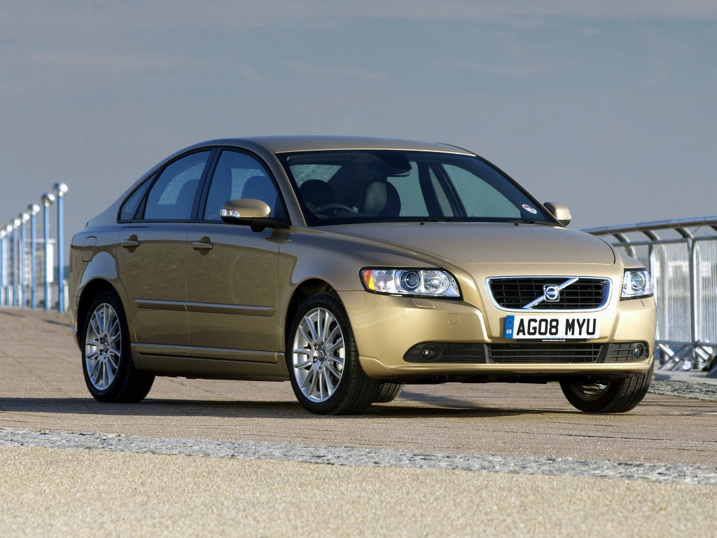 Volvo S40 photo 9