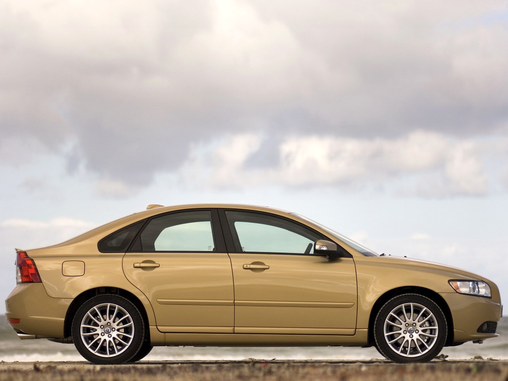 Volvo S40 photo 11