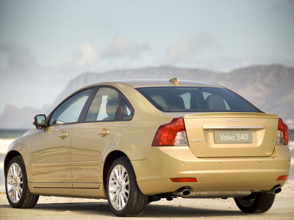 Volvo S40 photo 12