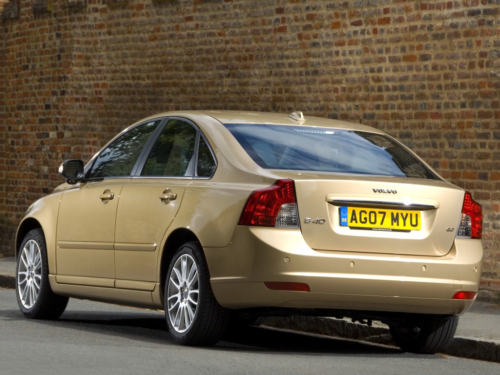 Volvo S40 photo 5