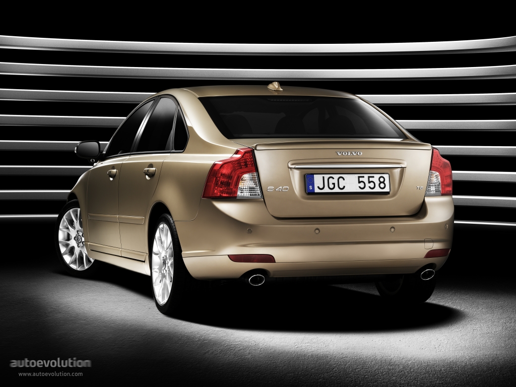 Volvo S40 photo 3