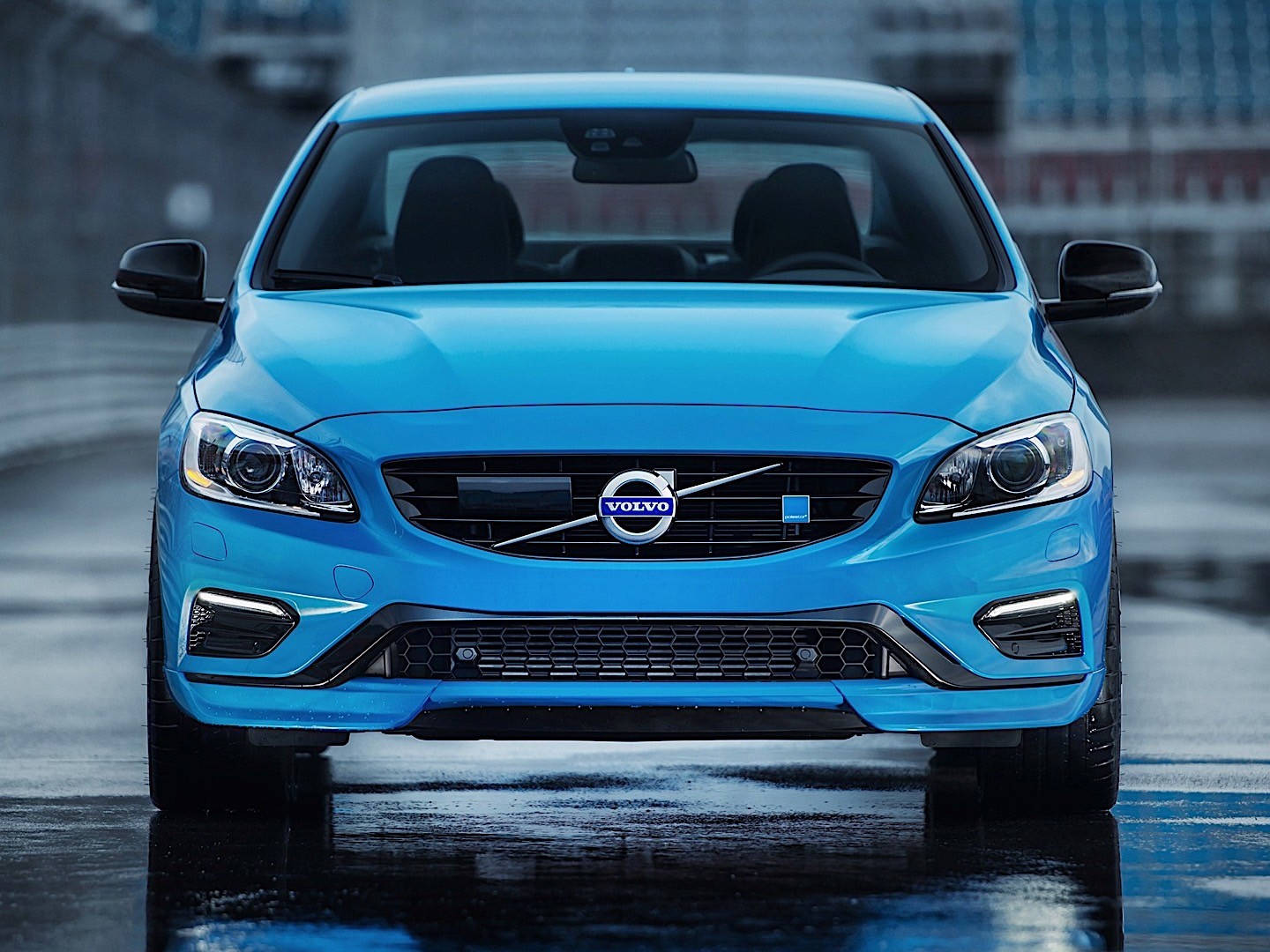 Volvo S60 Polestar photo 8