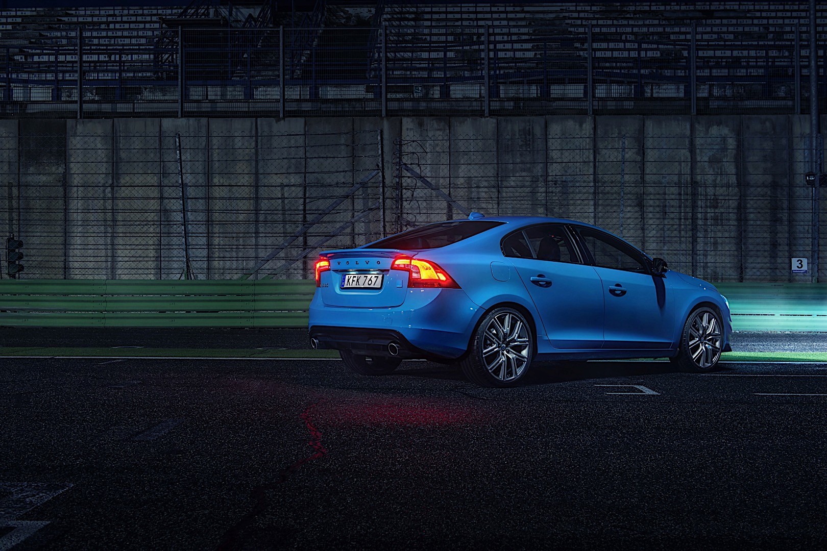 Volvo S60 Polestar photo 23