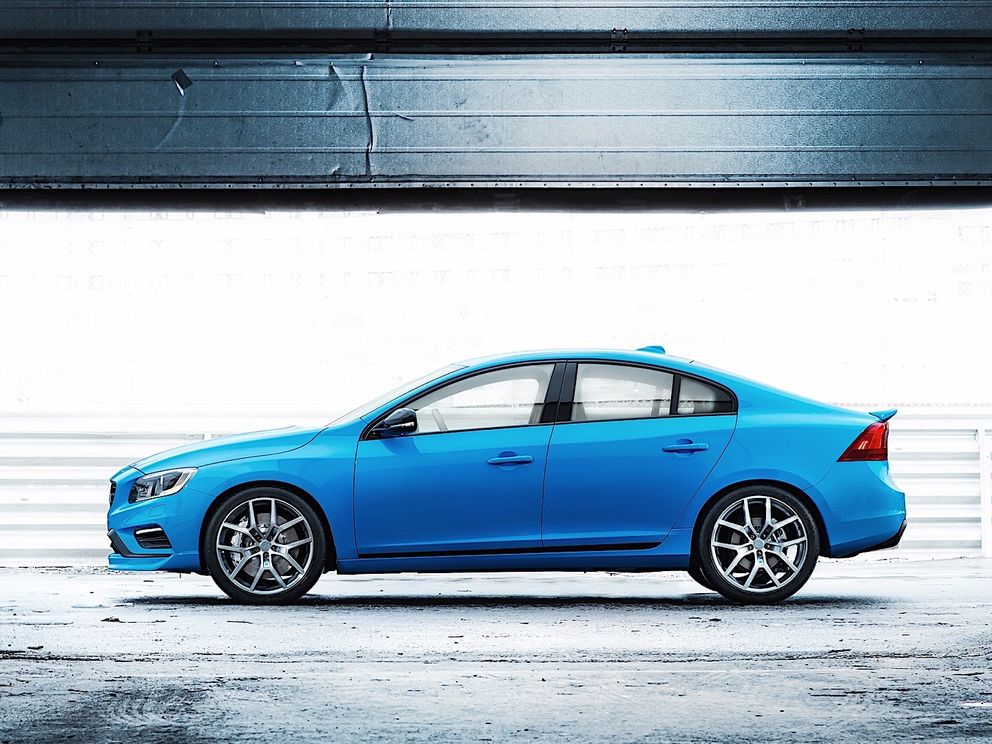 Volvo S60 Polestar photo 30