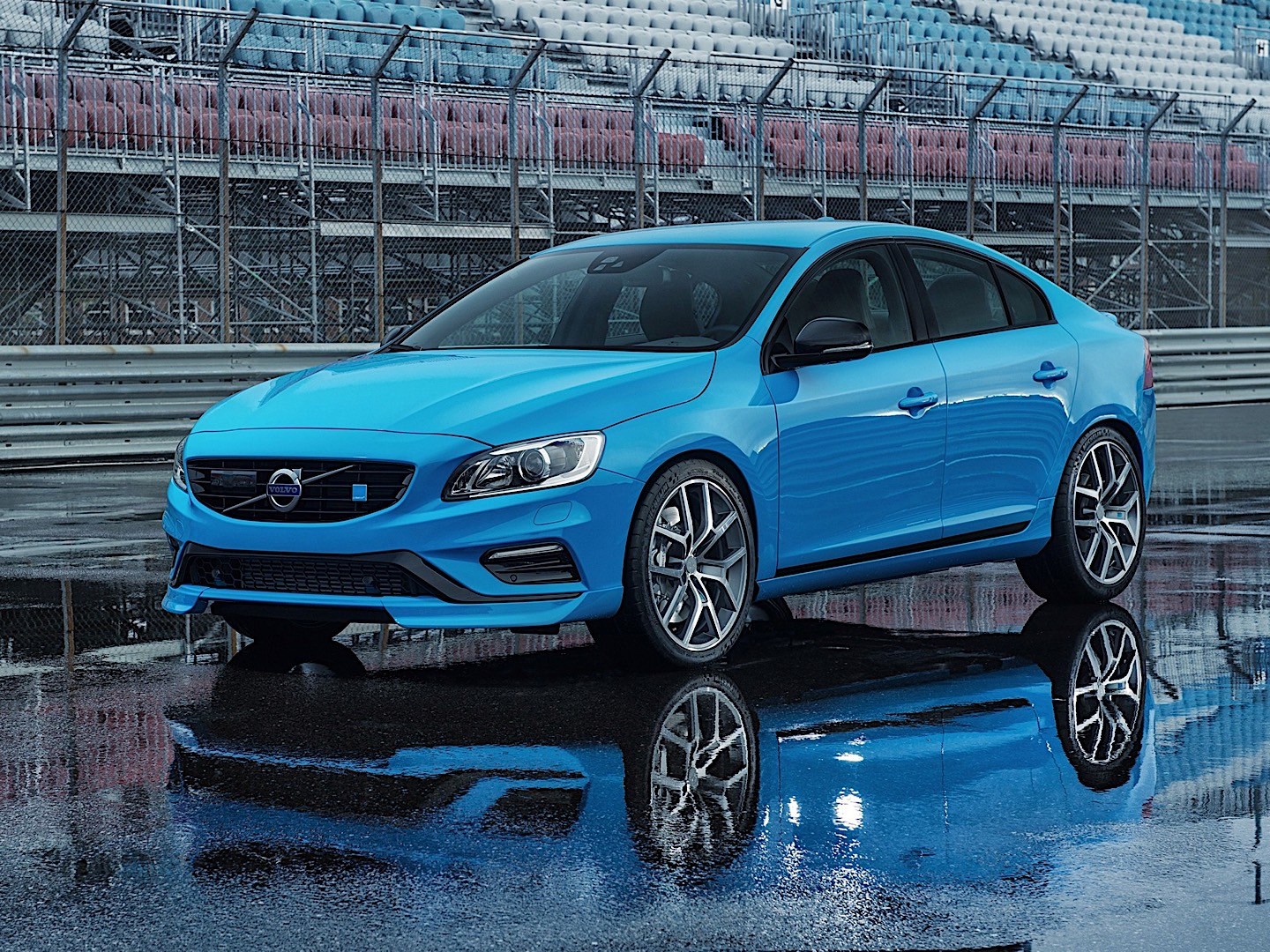 Volvo S60 Polestar photo 33