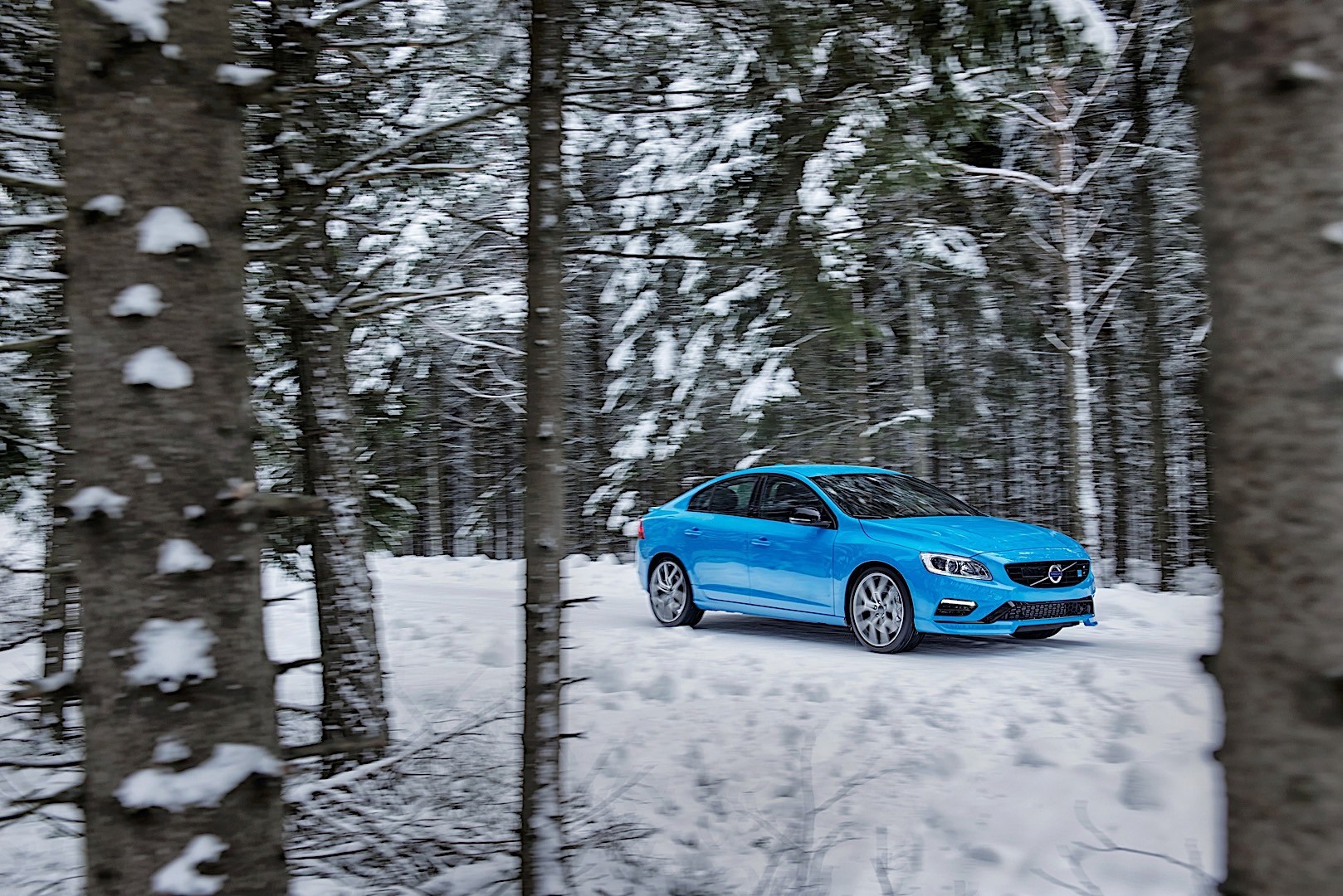 Volvo S60 Polestar photo 3