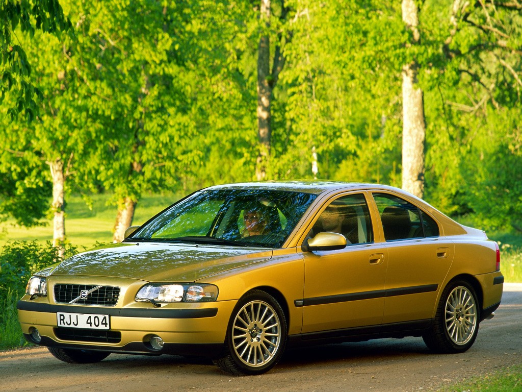 Volvo S60 photo 10