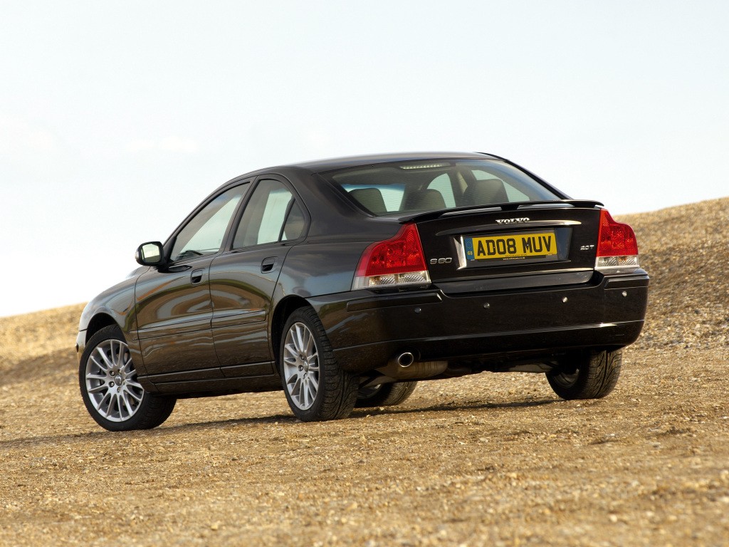 Volvo S60 photo 10