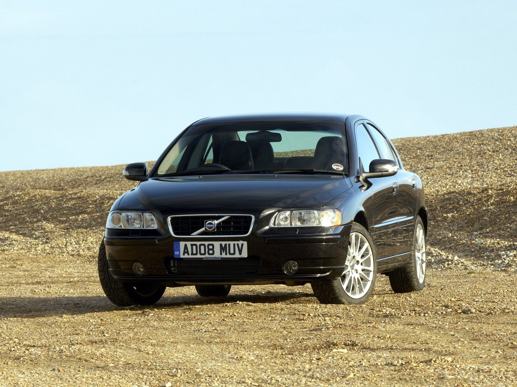 Volvo S60 photo 11