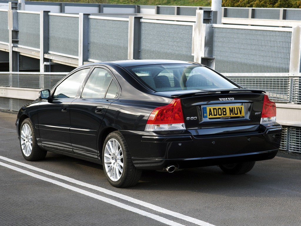 Volvo S60 photo 14